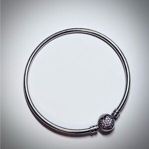 Pandora Silver Bracelet with Sparkling  Pink Heart Clasp